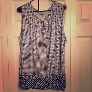 Liz Claiborne Key-Hold Sleeveless Top